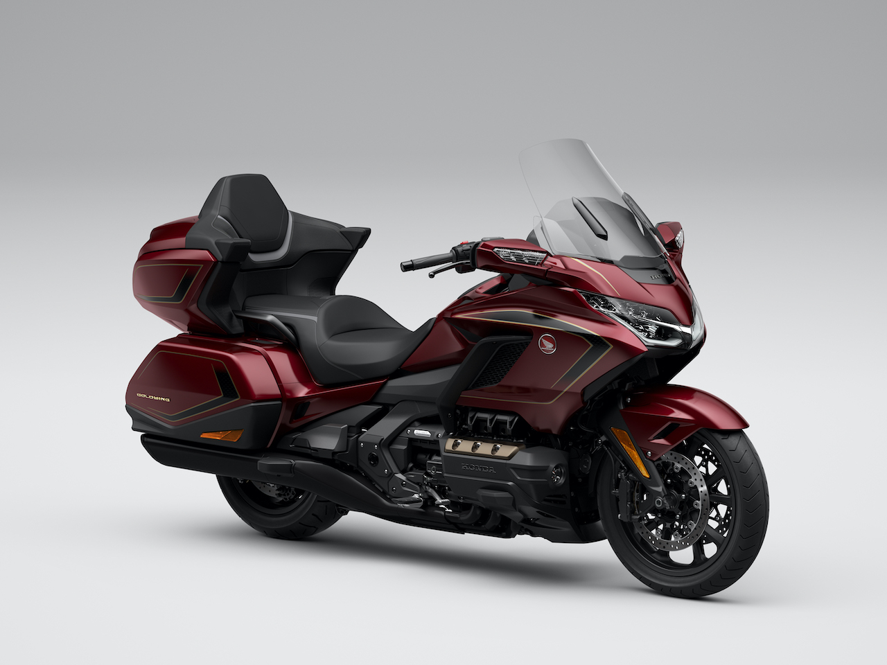 GOLDWING TOUR AIRBAG DCT 波爾多金屬酒紅